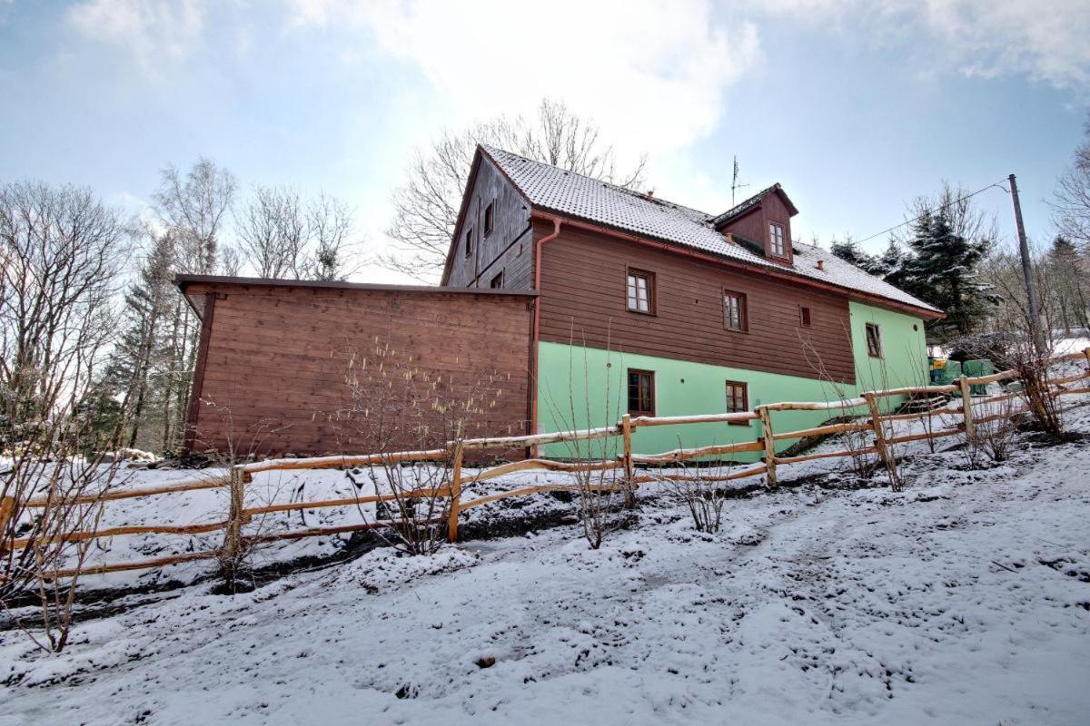 PENZION HARRY na sjezdovce KRKONOŠE Vysoké nad Jizerou Exteriér fotografie